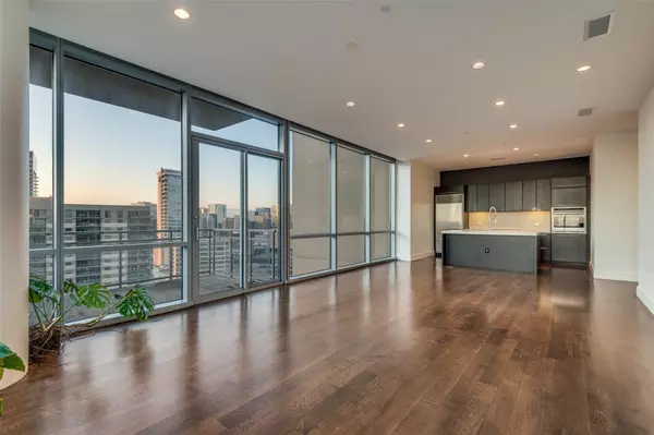 2200 Victory AVE #2007, Dallas, TX 75219