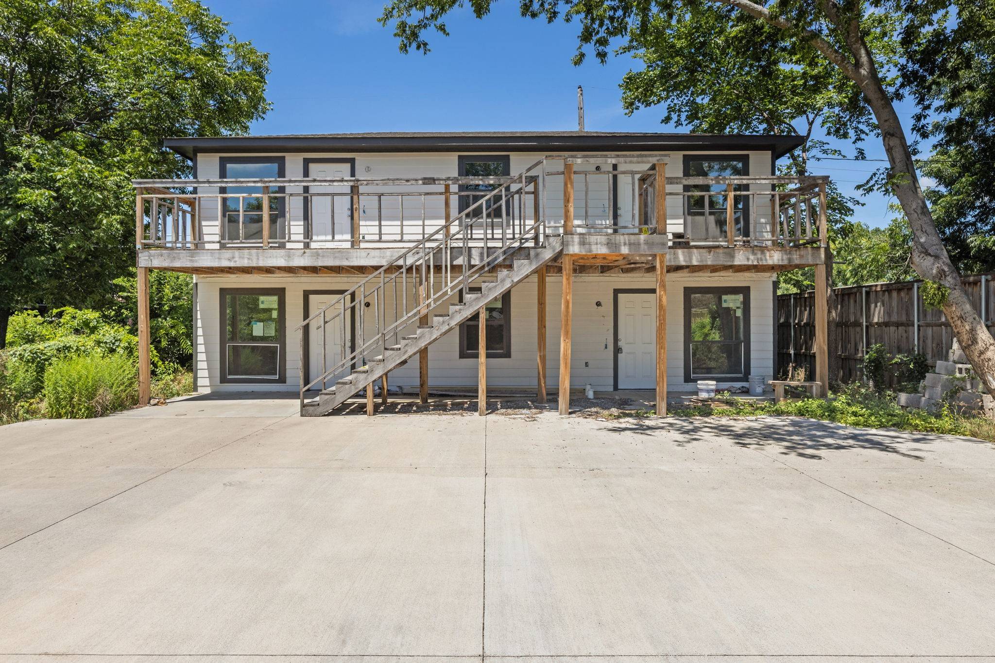 1011 S Montclair AVE, Dallas, TX 75208