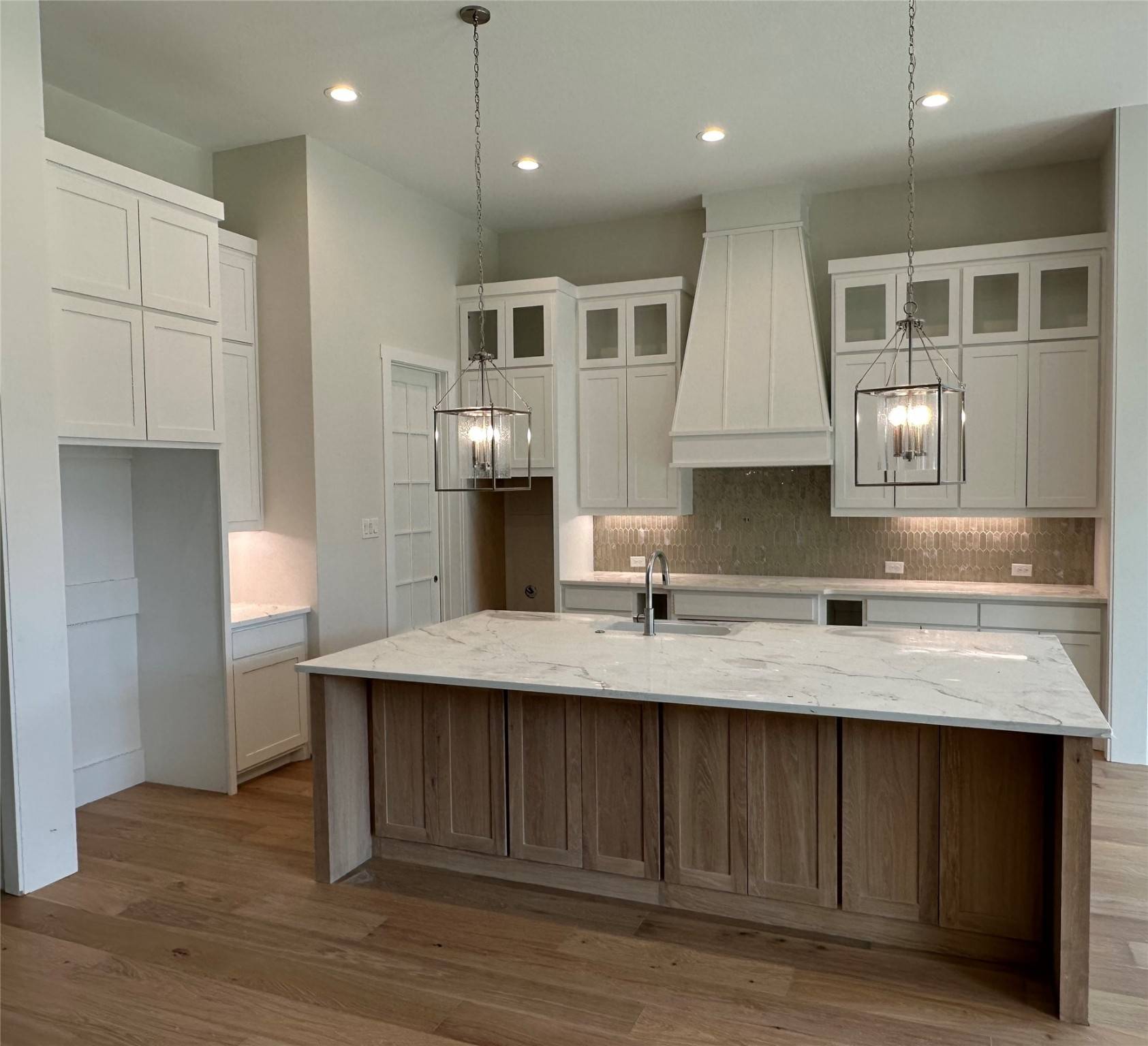 13925 E Riviera DR, Fort Worth, TX 76028