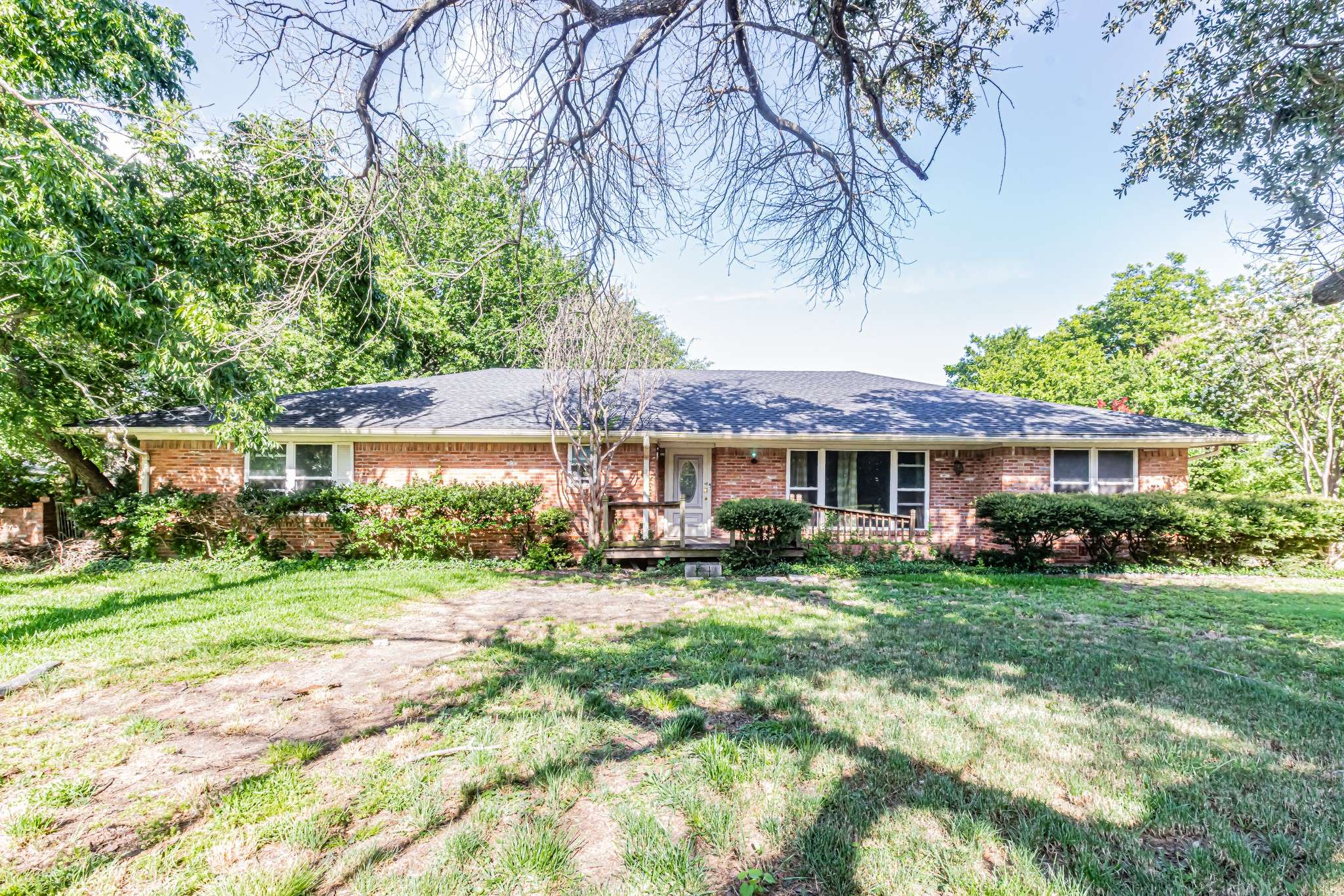 5208 Stonewall ST, Greenville, TX 75402