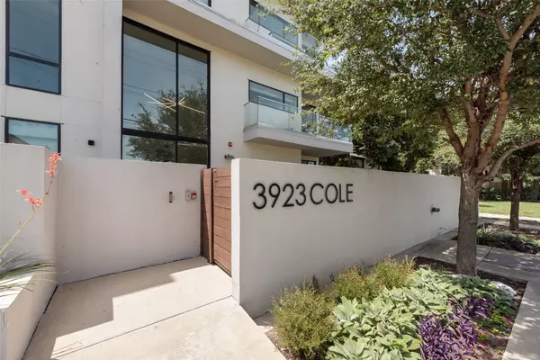 Dallas, TX 75204,3923 Cole AVE #301