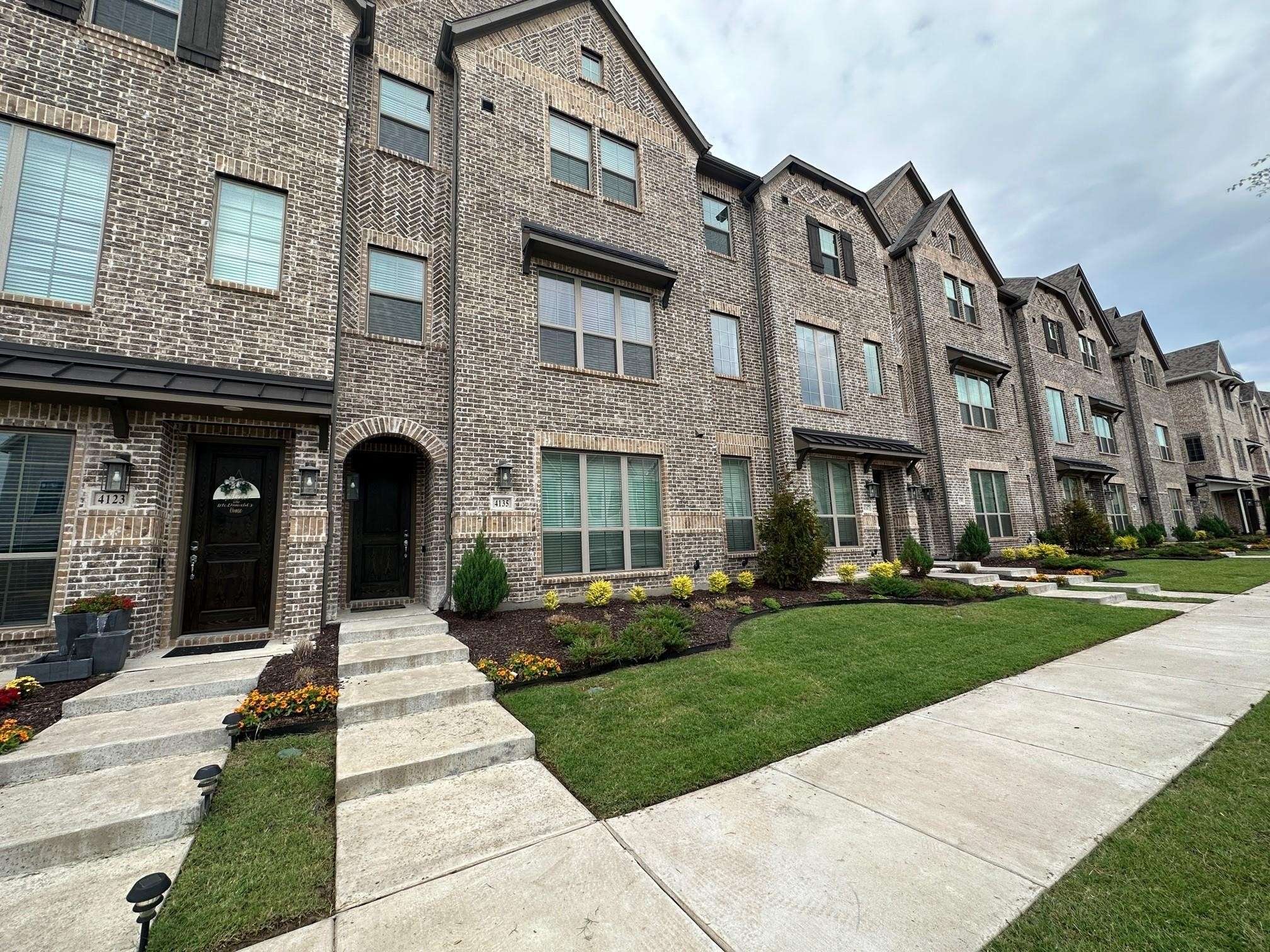 4135 Wetstone LN, Frisco, TX 75034