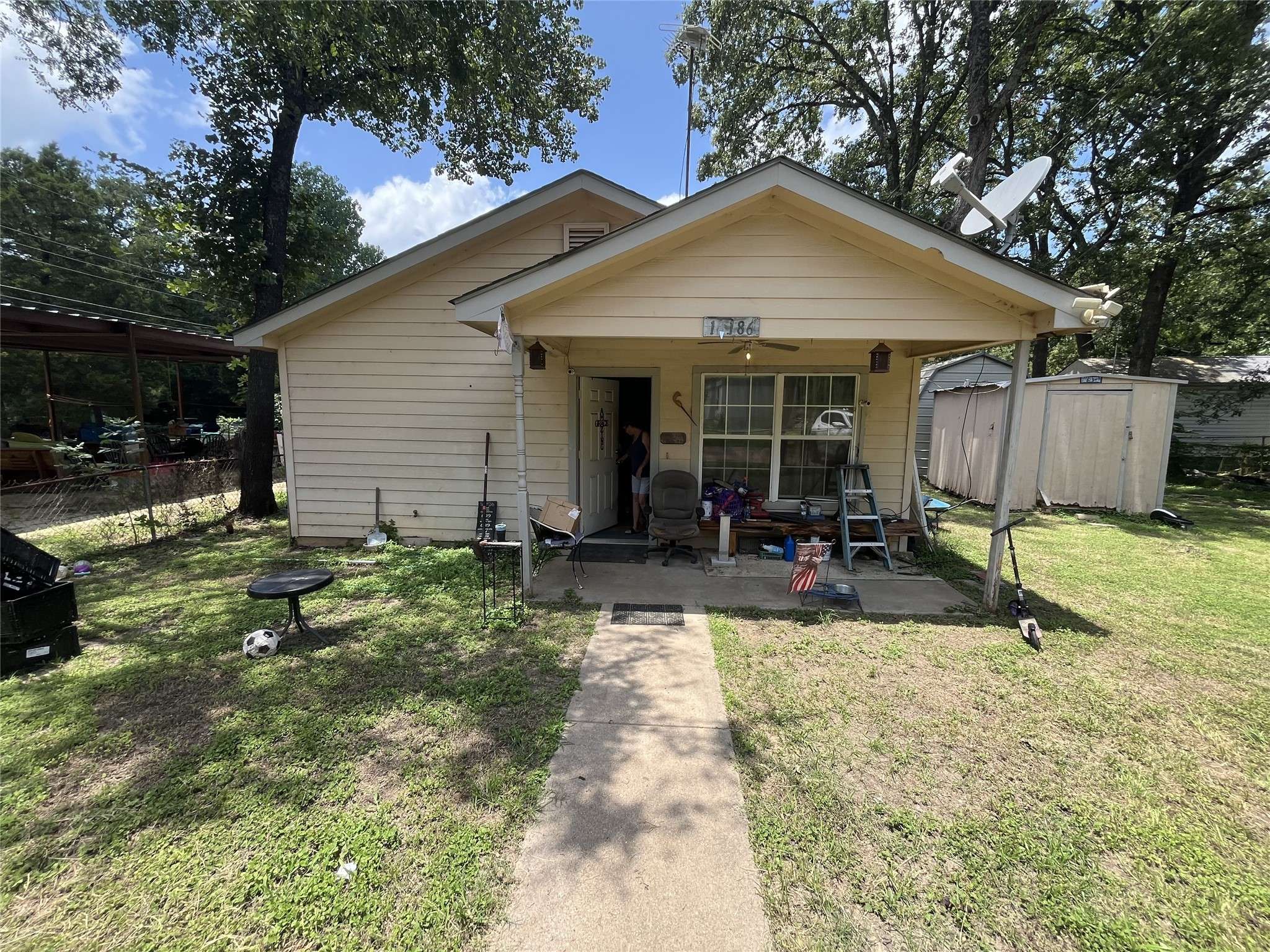 14186 Austin ST, Log Cabin, TX 75148