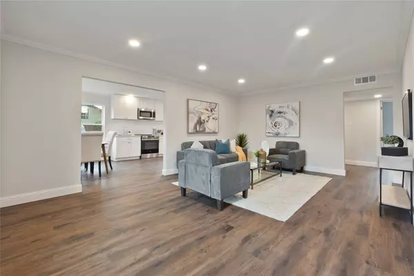 Dallas, TX 75209,4816 W Mockingbird LN
