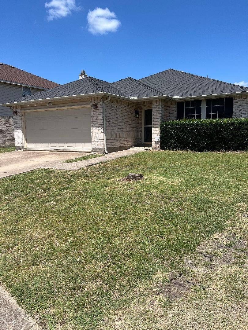 3556 Quannah DR, Grand Prairie, TX 75052
