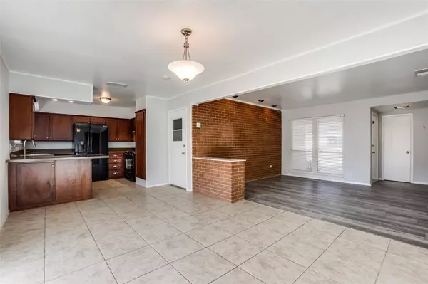 Richardson, TX 75080,823 Wisteria Way
