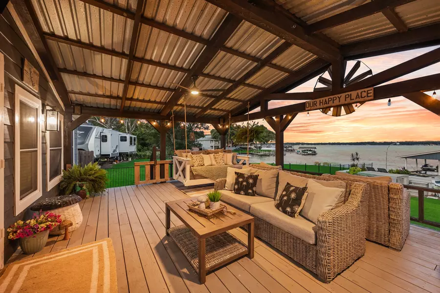 109 Palisade PL, Mabank, TX 75156