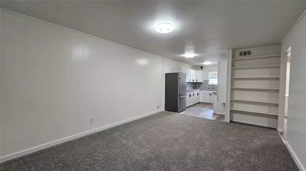 Denton, TX 76201,2420 Louise ST #8