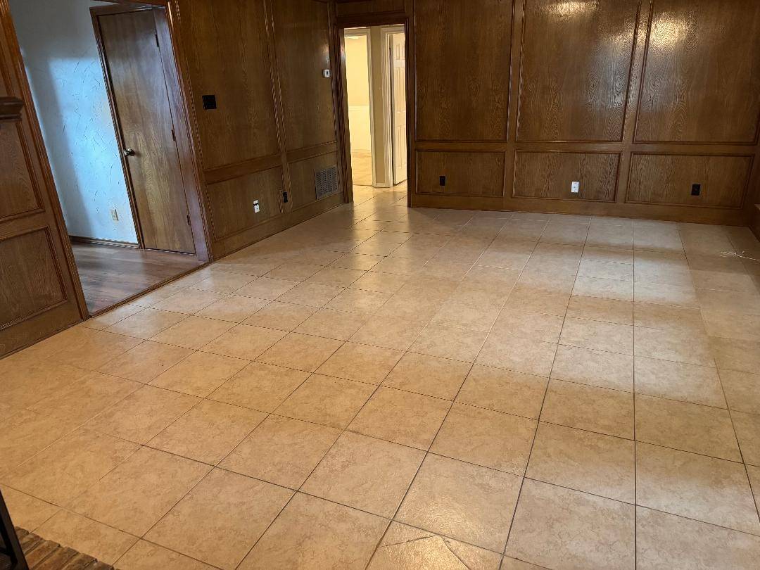 Grapevine, TX 76051,1650 Hyland Greens DR