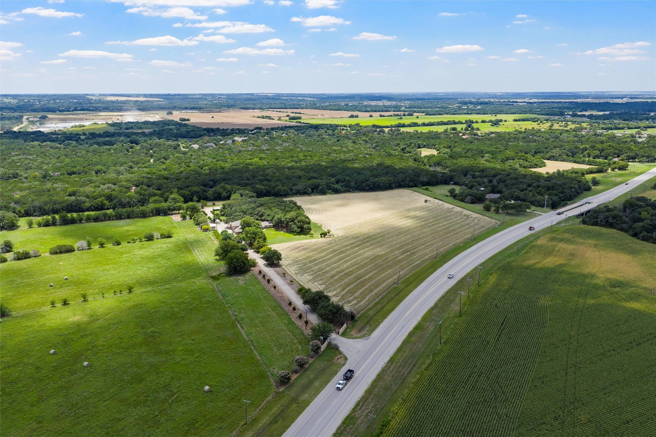 2029 Speegleville RD, Woodway, TX 76712
