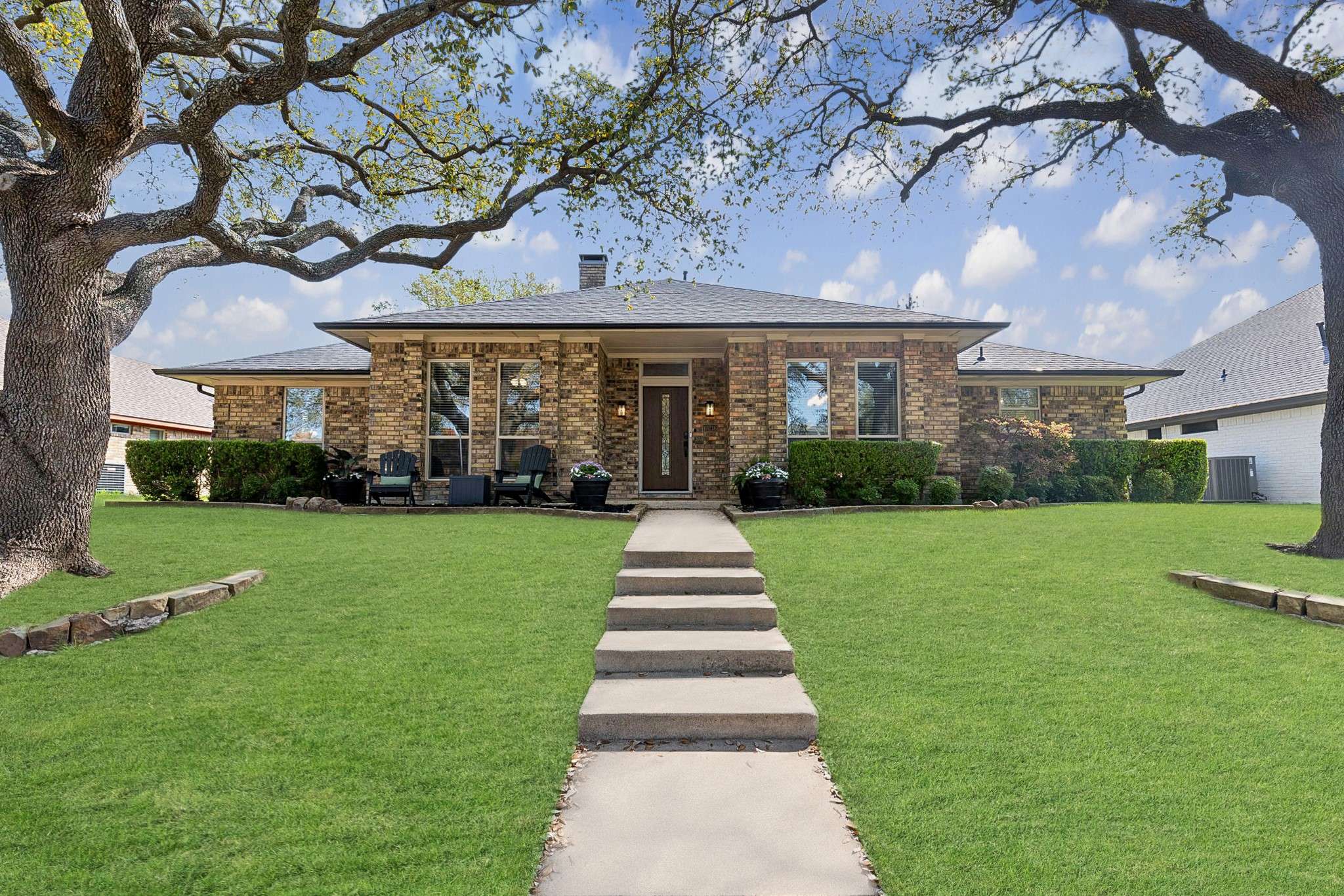 10216 Shadow WAY, Dallas, TX 75243