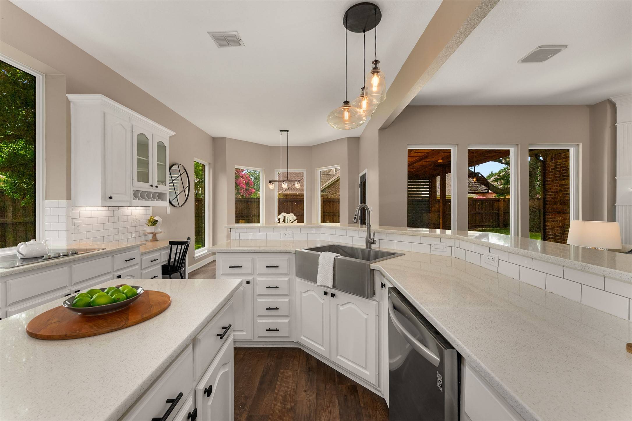 Mckinney, TX 75072,1601 Willow LN
