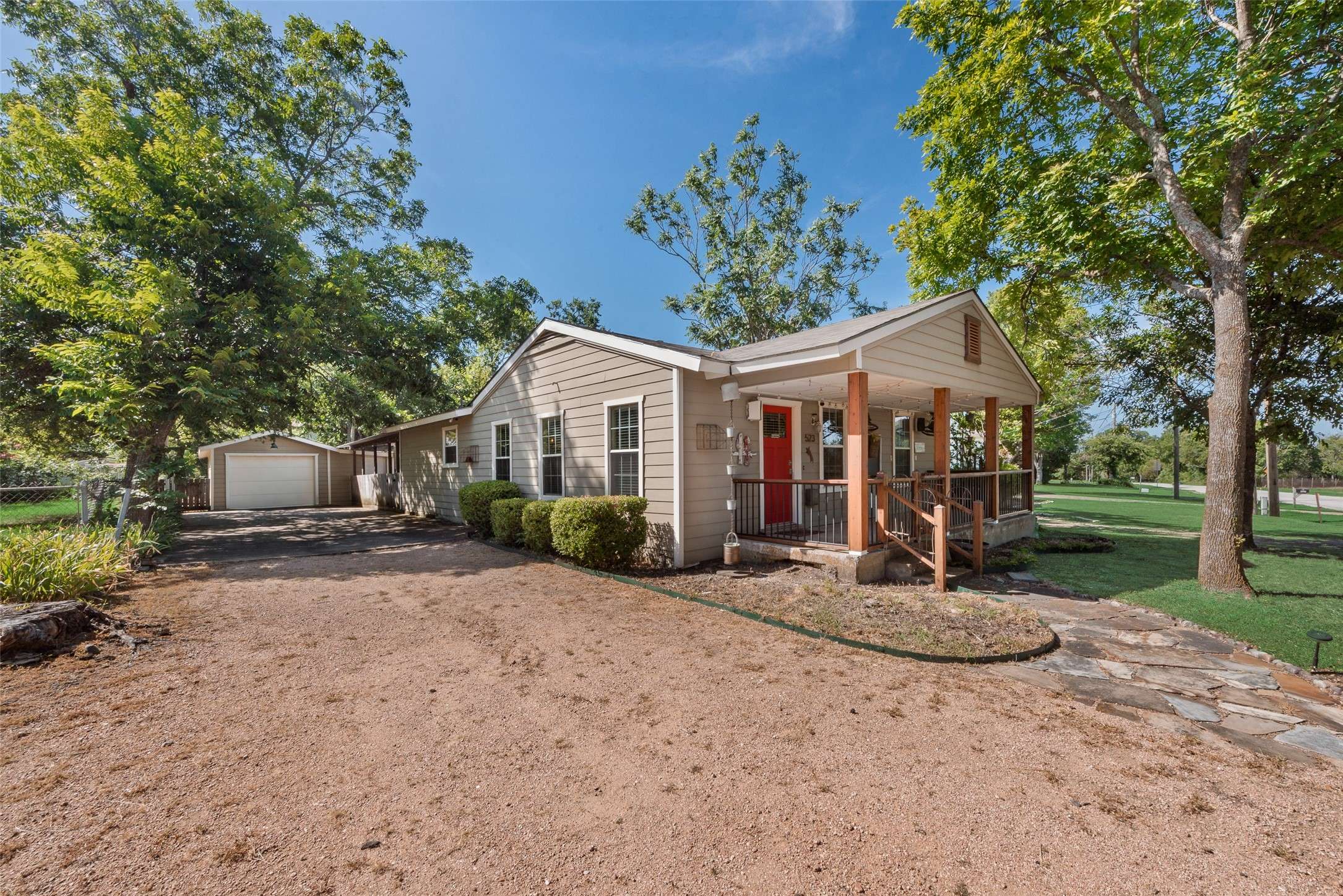 Cedar Hill, TX 75104,523 Houston ST