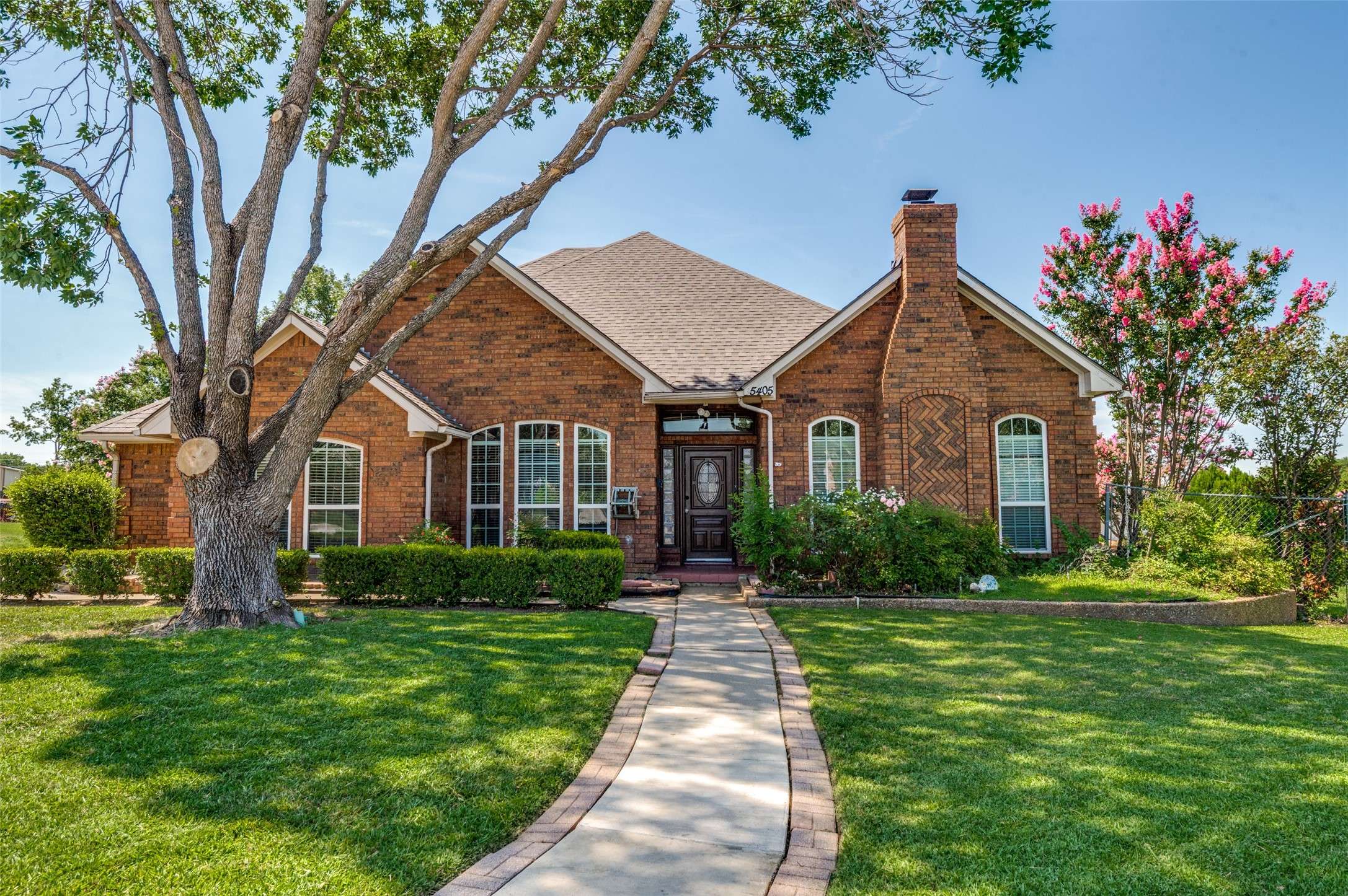 5405 Cockrell CIR, The Colony, TX 75056