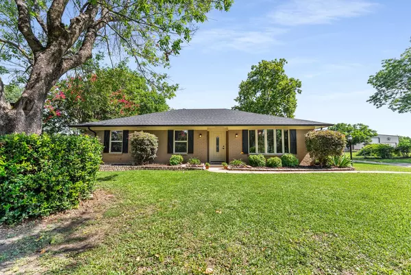 Wylie, TX 75098,849 Twin Oaks DR