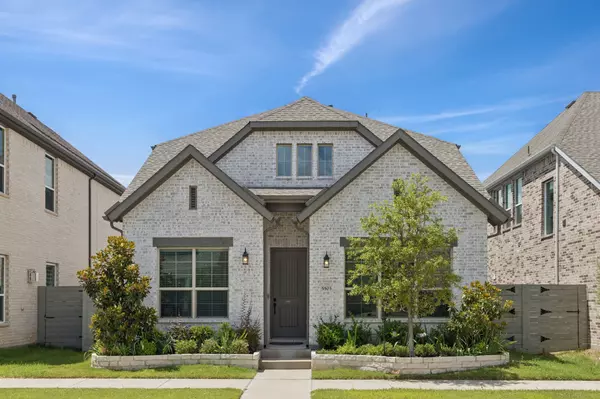 5503 Waterloo DR, Sachse, TX 75048