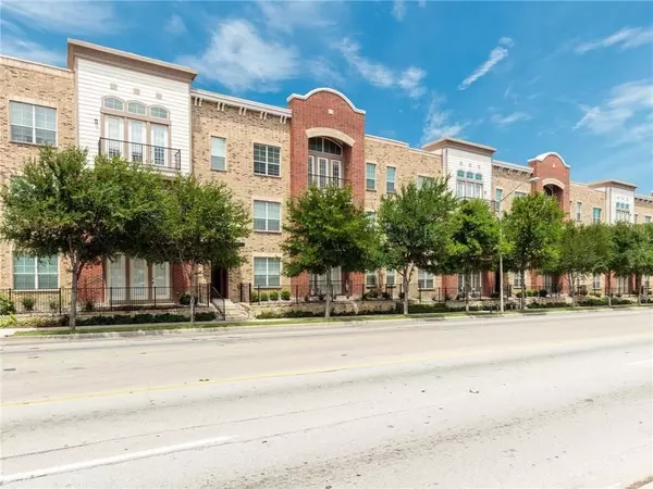 950 Henderson ST #1304, Fort Worth, TX 76102