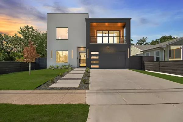 340 Guam ST, Dallas, TX 75212