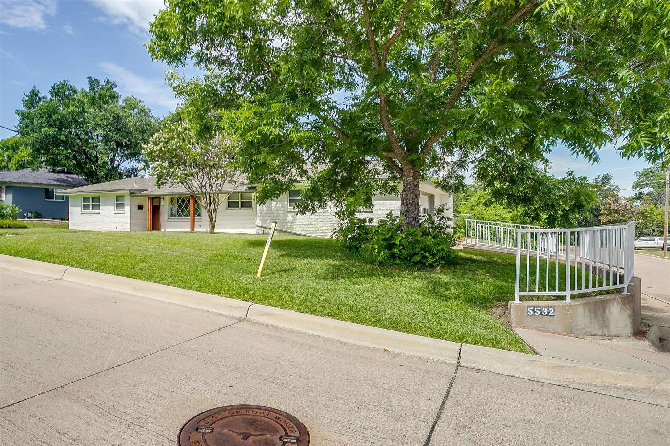 Fort Worth, TX 76133,5532 Wonder DR