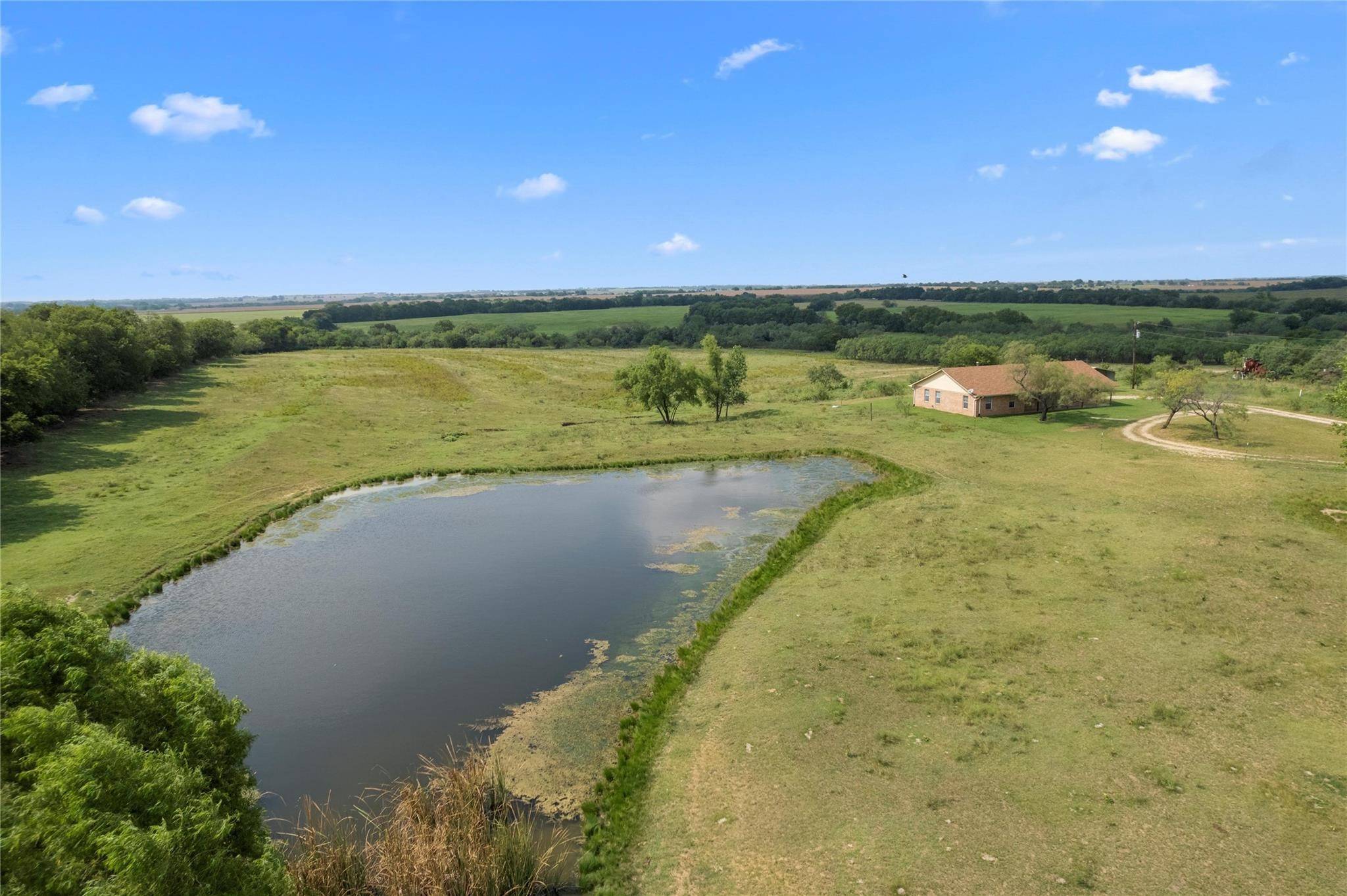 771 HCR 2233, West, TX 76691