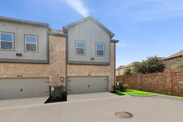 Irving, TX 75038,4839 Fuller CT #705
