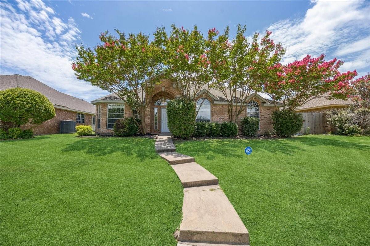 3124 Creek Crossing RD, Mesquite, TX 75181