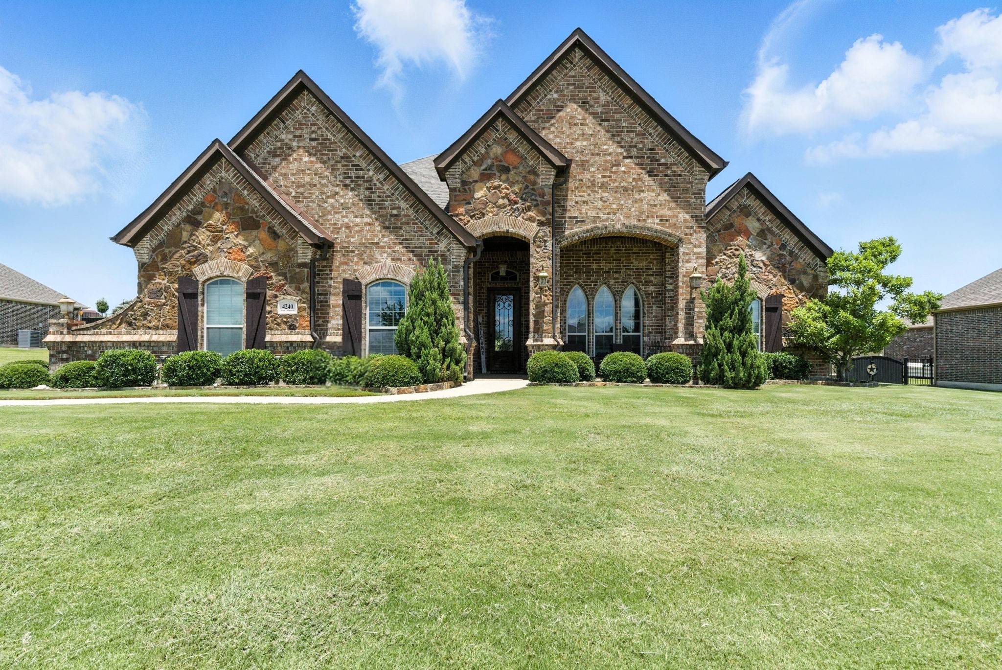 4240 San Simeon LN, Fort Worth, TX 76179