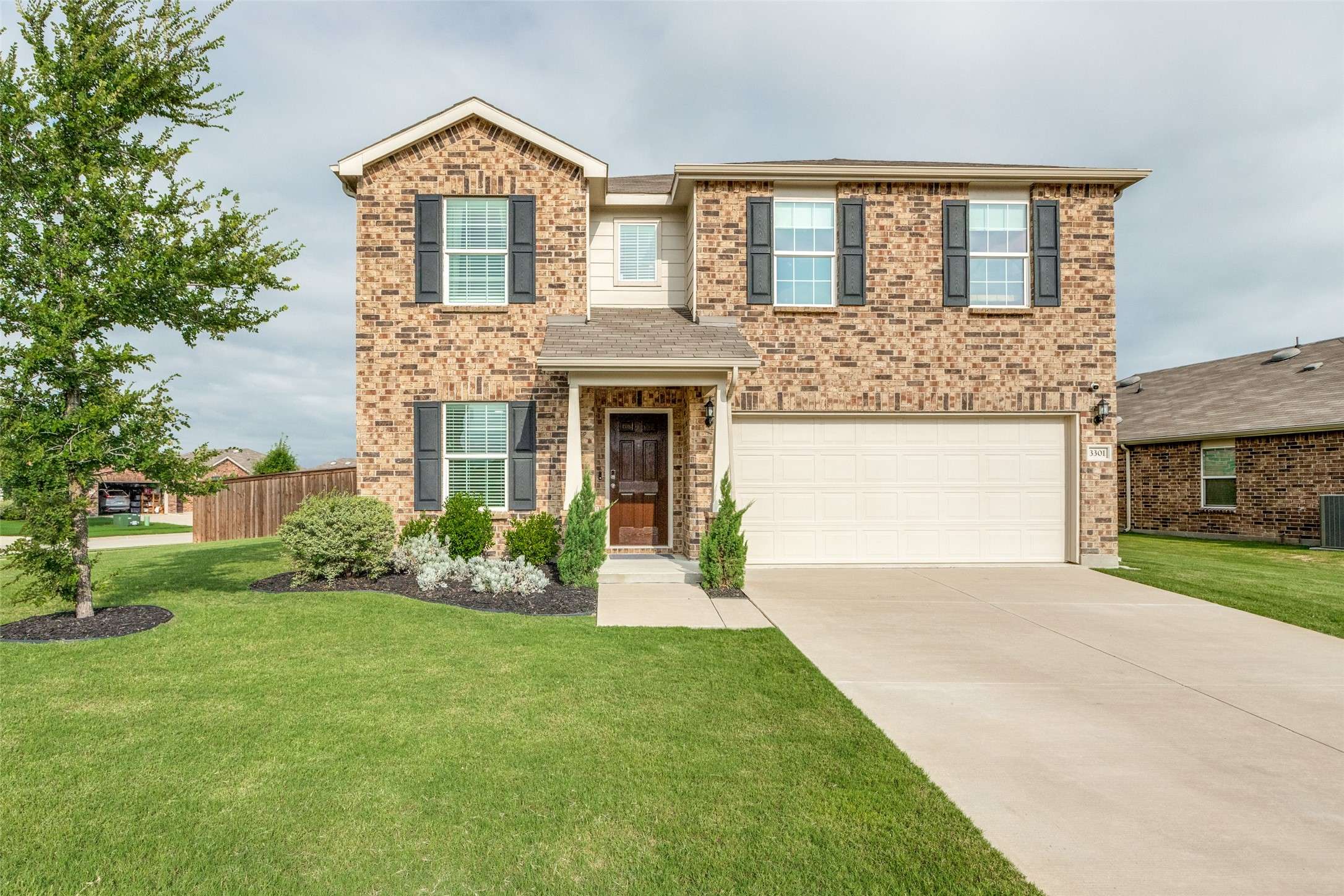 3301 Cord PL, Aubrey, TX 76227