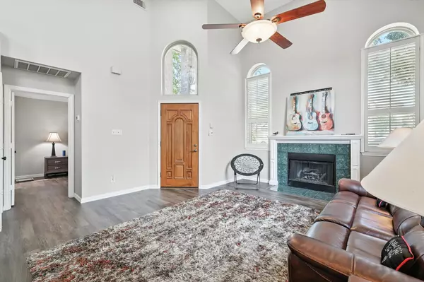 Lewisville, TX 75077,2026 Raven LN