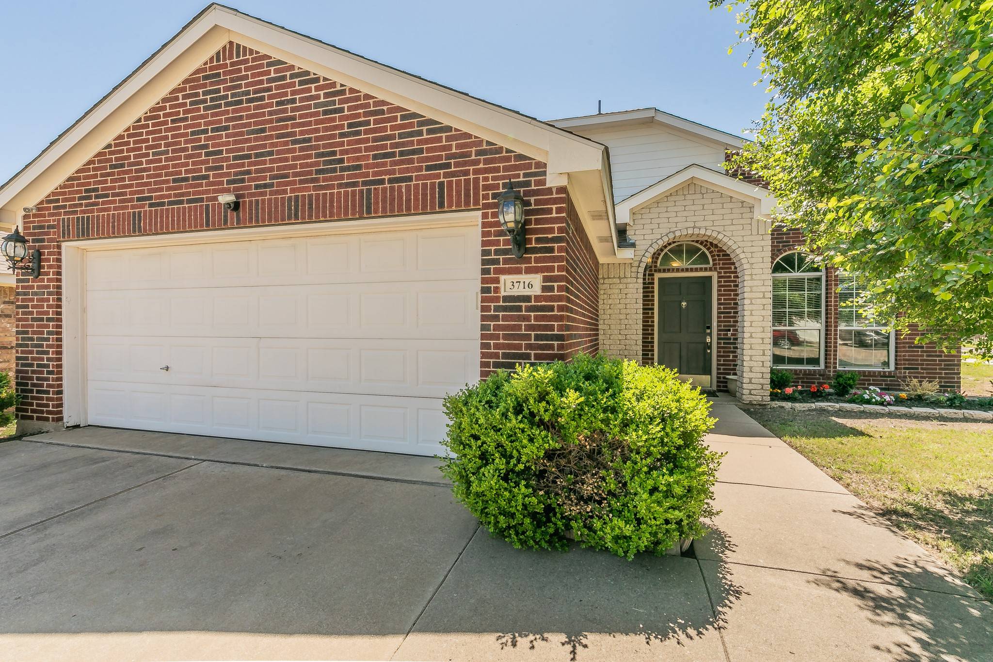 Fort Worth, TX 76244,3716 Mossbrook DR
