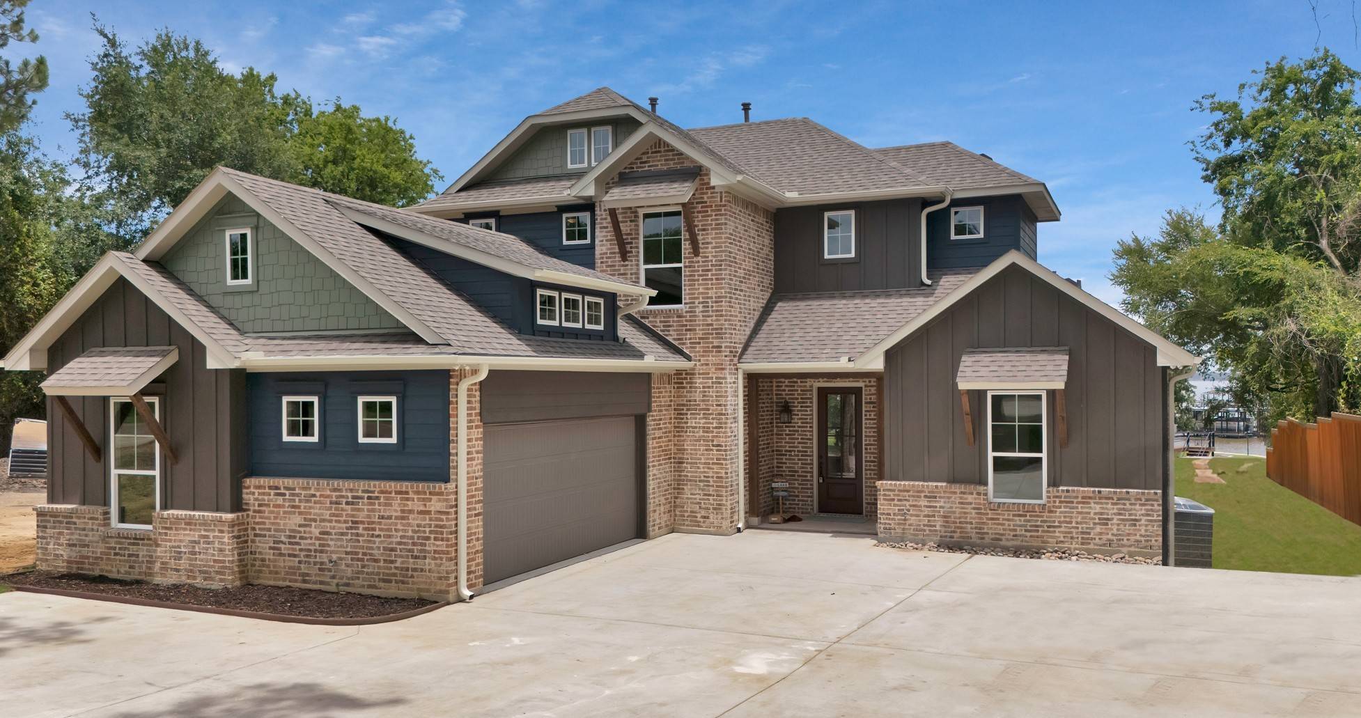 1211 Woodcrest DR, Kemp, TX 75143