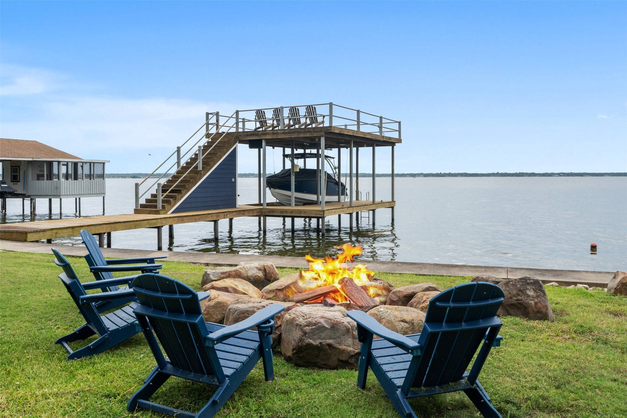 138 Harbor DR, Gun Barrel City, TX 75156