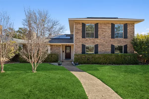 404 Mossbrook DR, Richardson, TX 75081