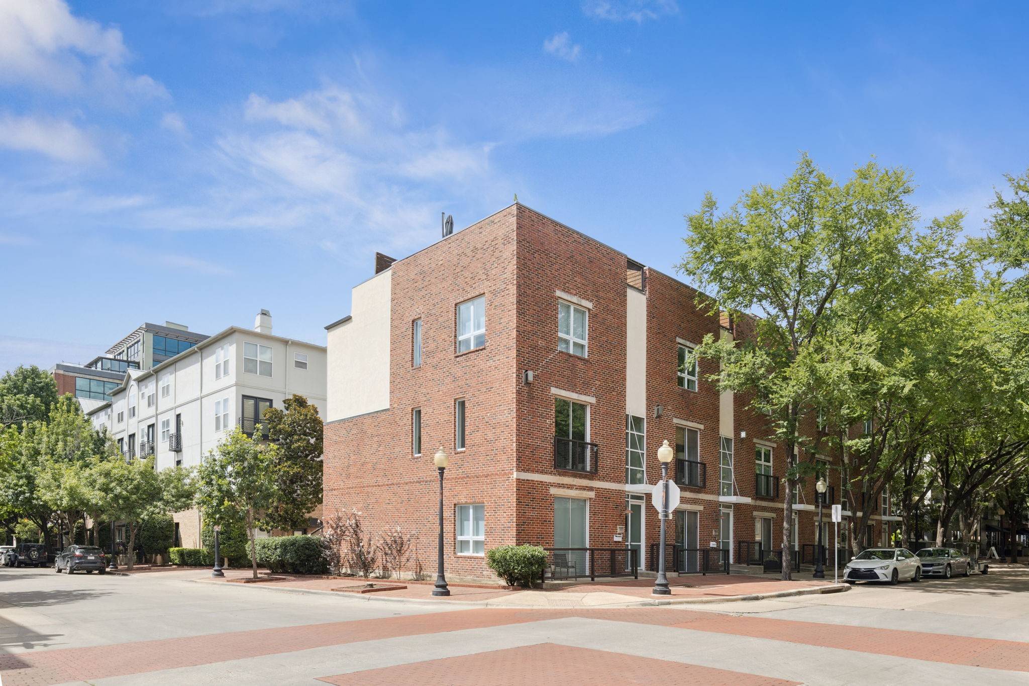 3003 State ST, Dallas, TX 75204