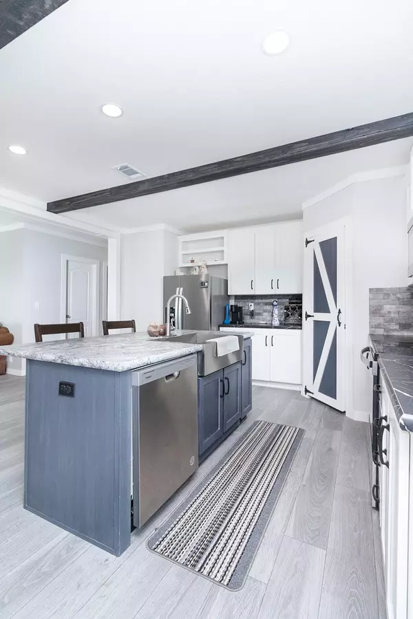 Rochelle, TX 76825,1895 CR 472