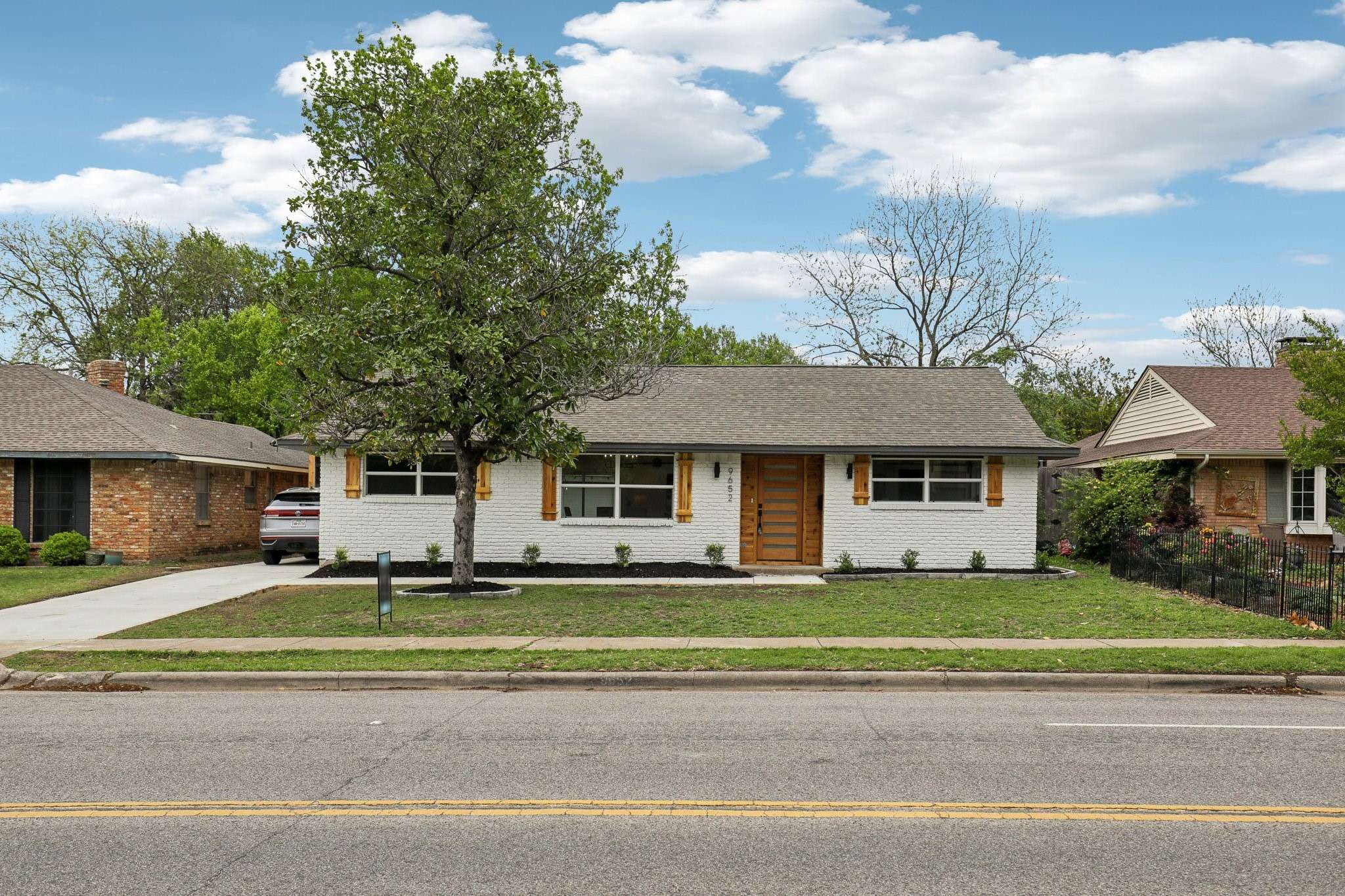 9652 Ferndale RD, Dallas, TX 75238