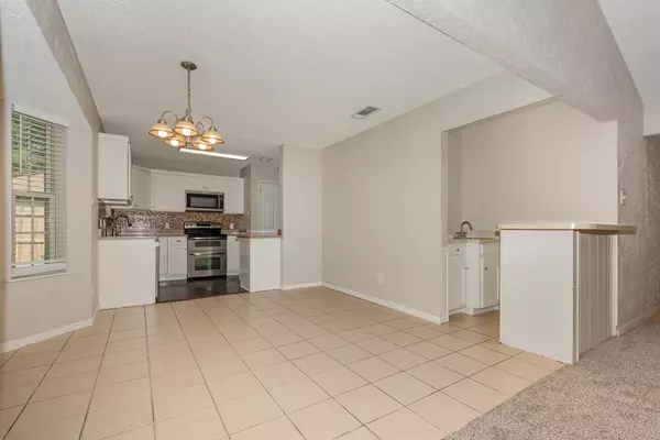 North Richland Hills, TX 76182,8613 Crestview DR