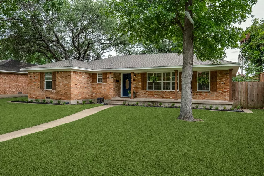 2920 Sharpview LN, Dallas, TX 75228
