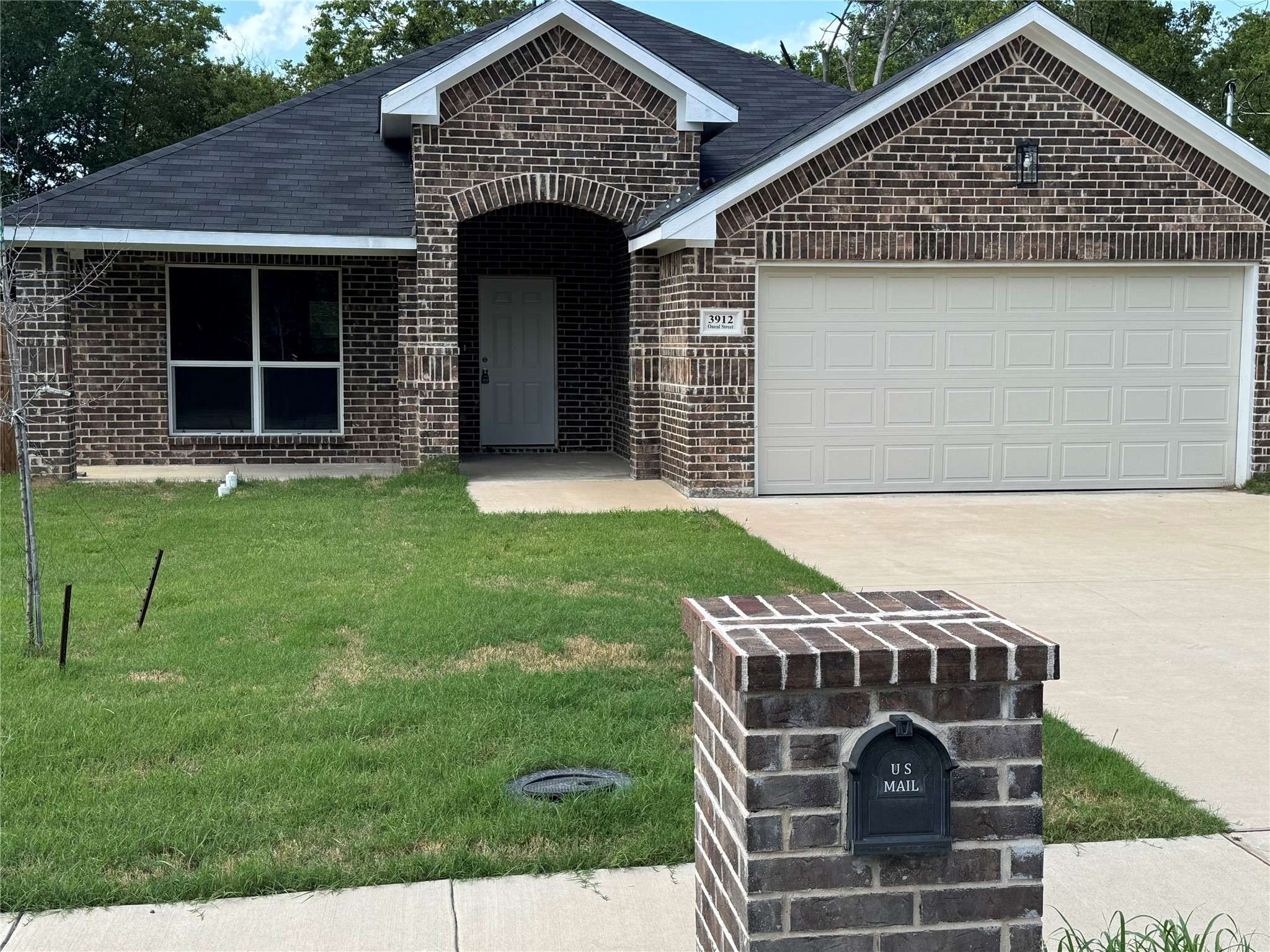 3912 Oneal ST, Greenville, TX 75401