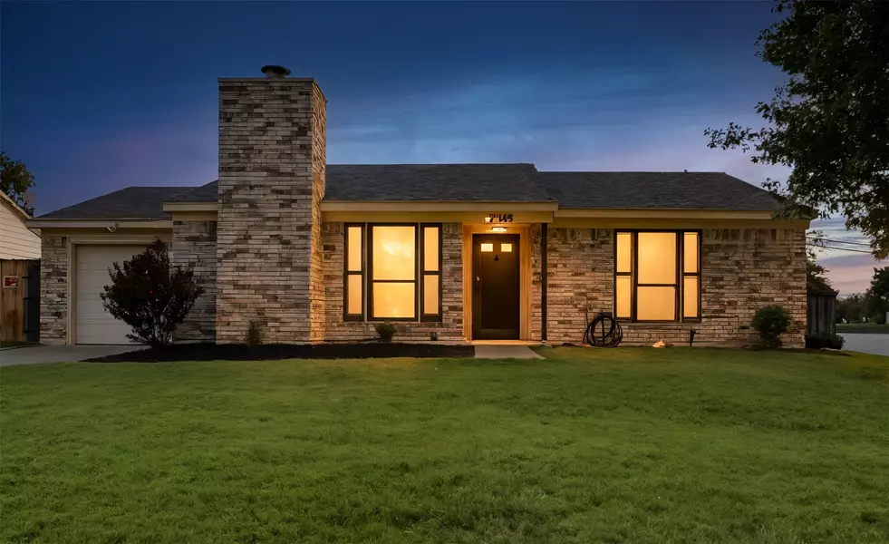 1143 Cable Creek DR, Grapevine, TX 76051
