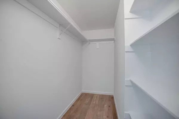 Dallas, TX 75206,1809 Bennett AVE #209