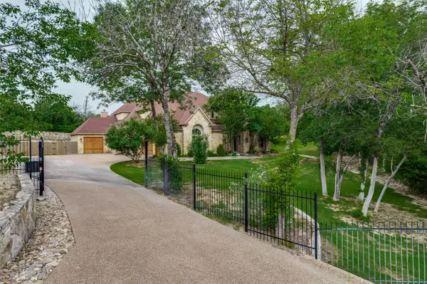 Fort Worth, TX 76108,409 Oak Bluff CT