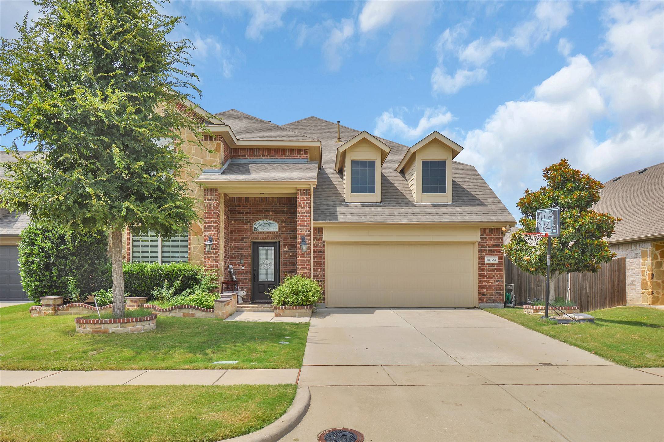 10124 KINGSLAND TRL, Mckinney, TX 75072