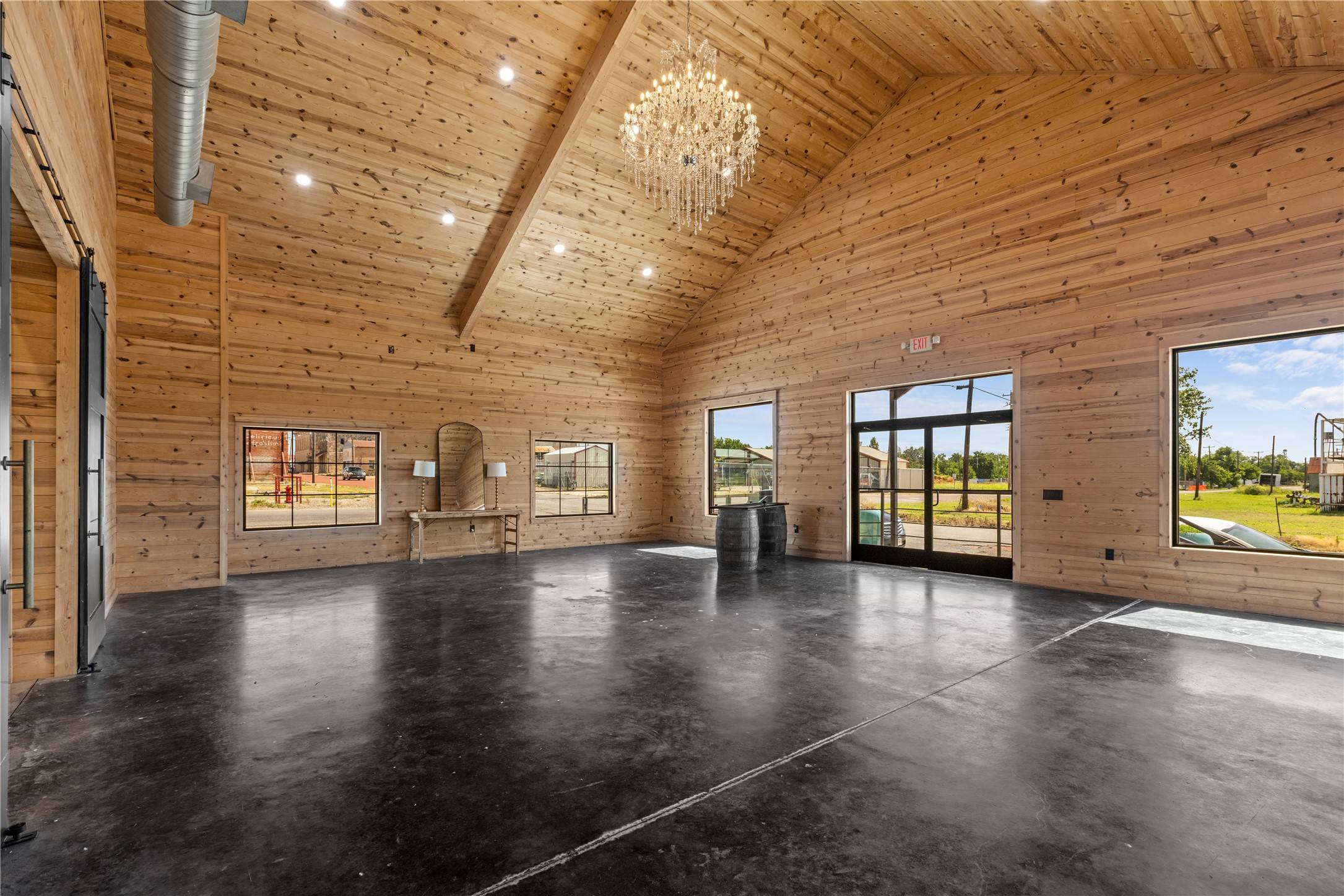 151 S 5th ST, Honey Grove, TX 75446