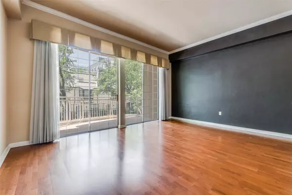 Dallas, TX 75219,3225 Turtle Creek BLVD #230