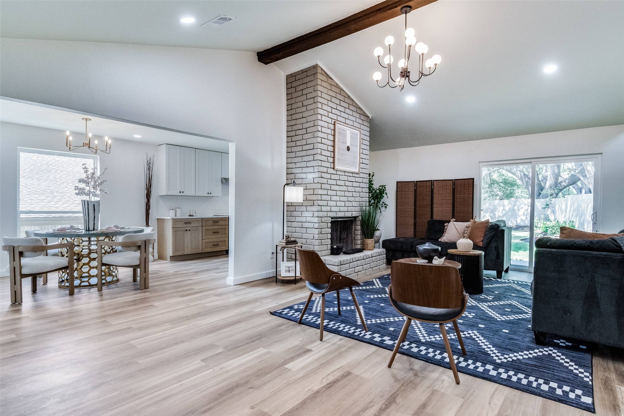 1608 Malibu DR, Carrollton, TX 75006