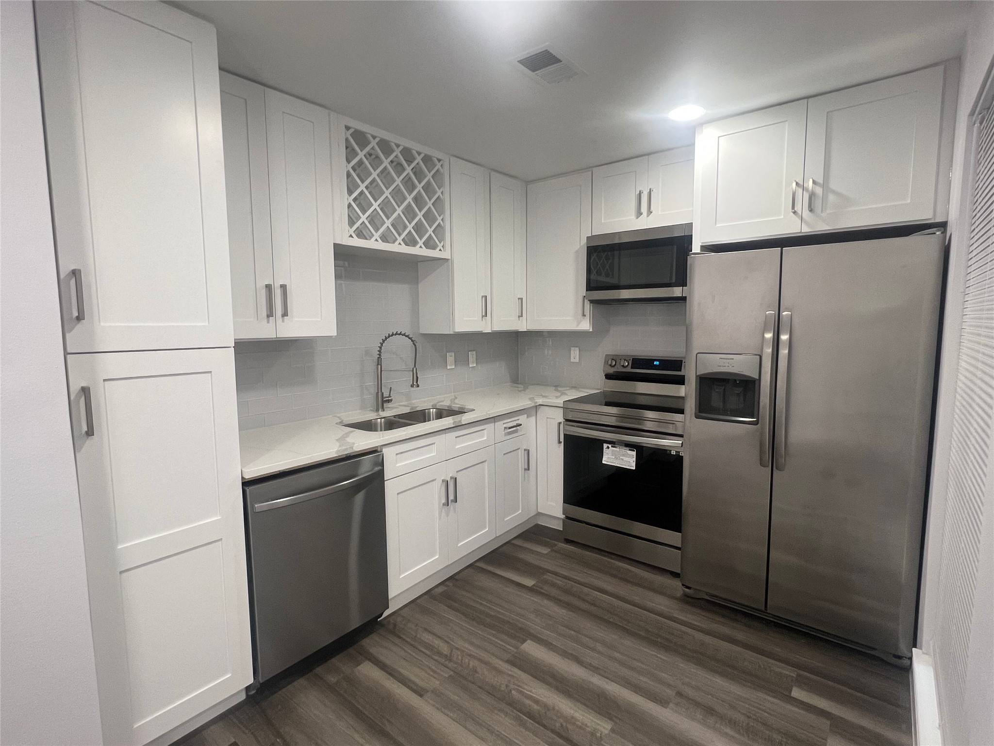 9815 Walnut ST #111, Dallas, TX 75243