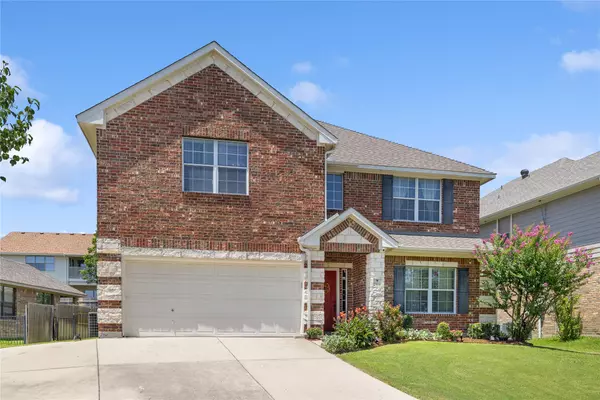 Burleson, TX 76028,2904 Shoreline DR