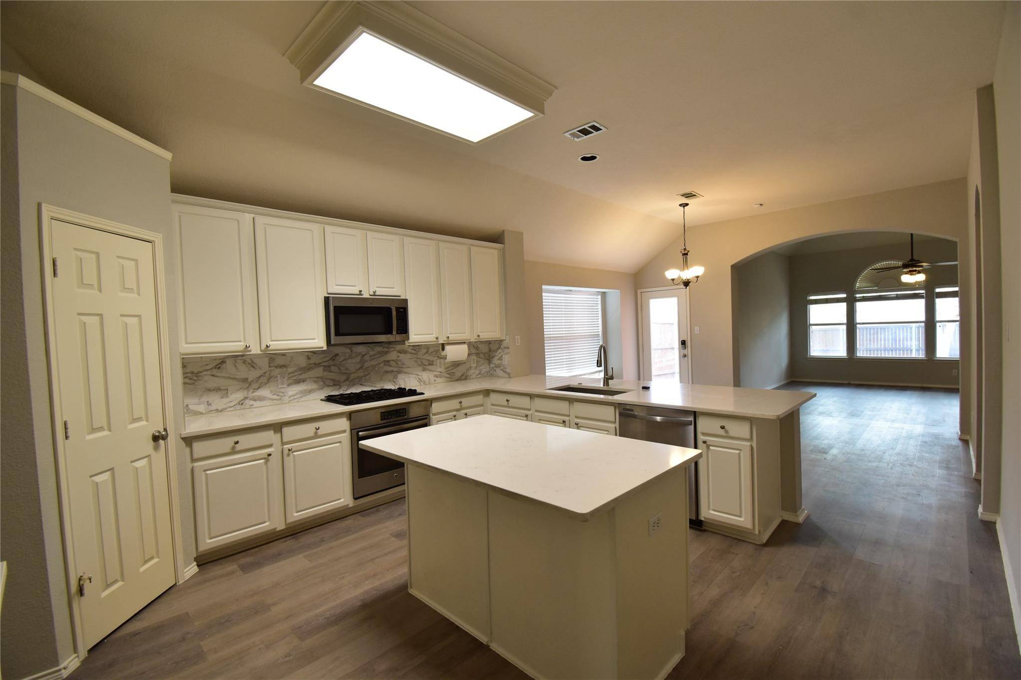Frisco, TX 75033,1110 Red Hawk DR