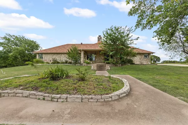 Glen Rose, TX 76690,1485 County Road 2011